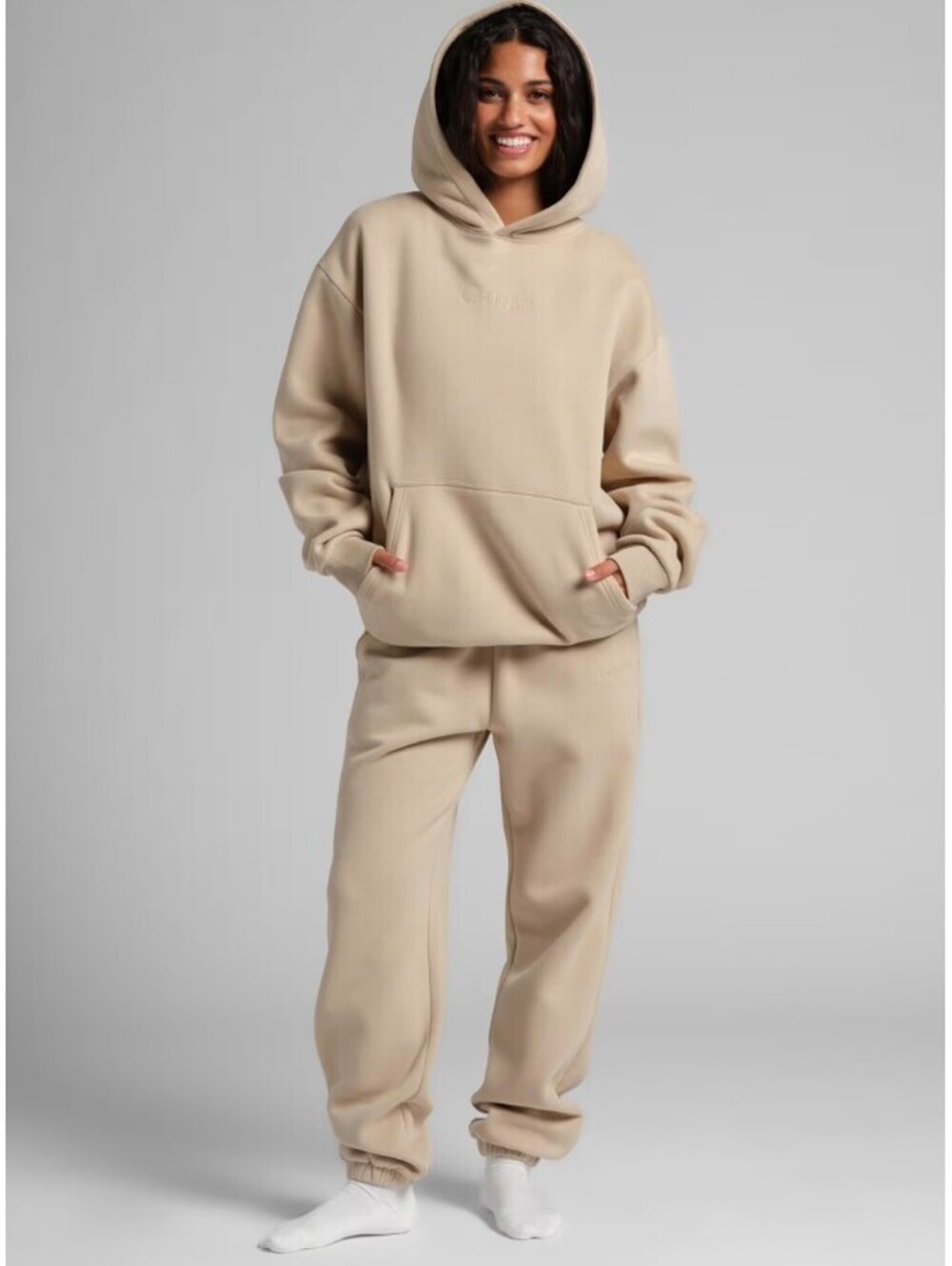 COMFRT NWOT Signature Cuffed Leg Sweatpants Almond Size [L] - Picture 2 of 3